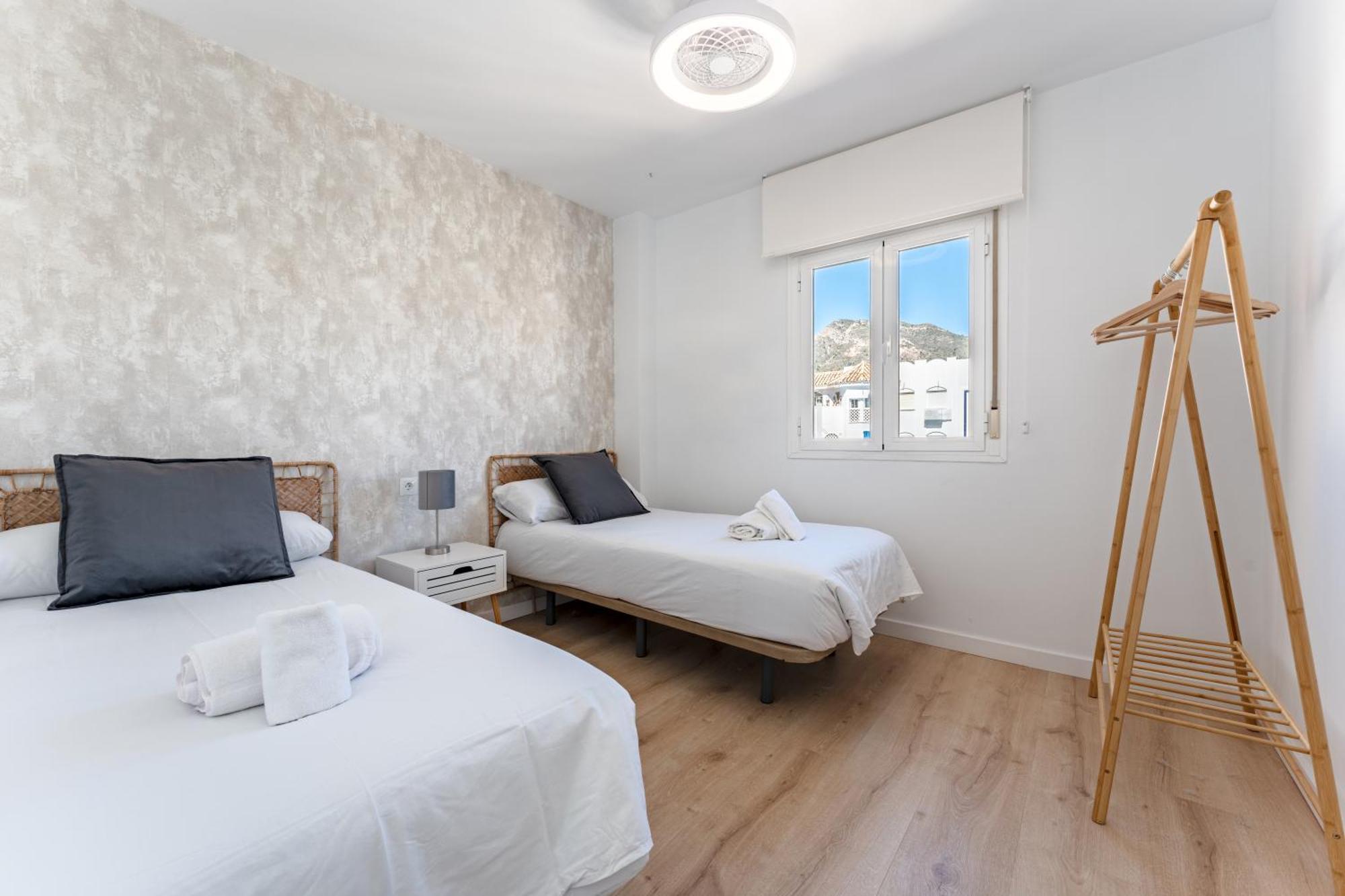 Bhost - Los Carmenes Benalmádena Dış mekan fotoğraf